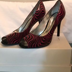 Pink/Black open toe pump